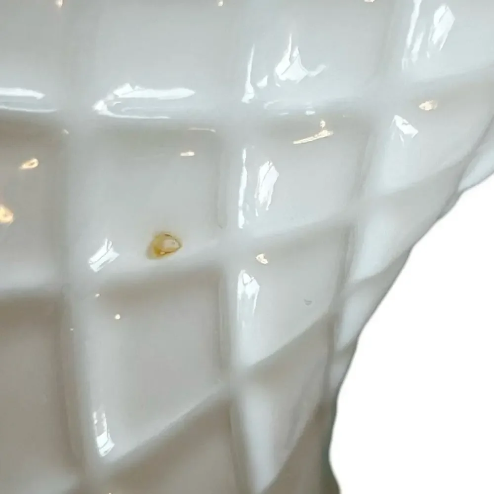 Randall Vintage Milk Glass‎ Diamond Quilted Bud Vase 60s Collectible Glassware